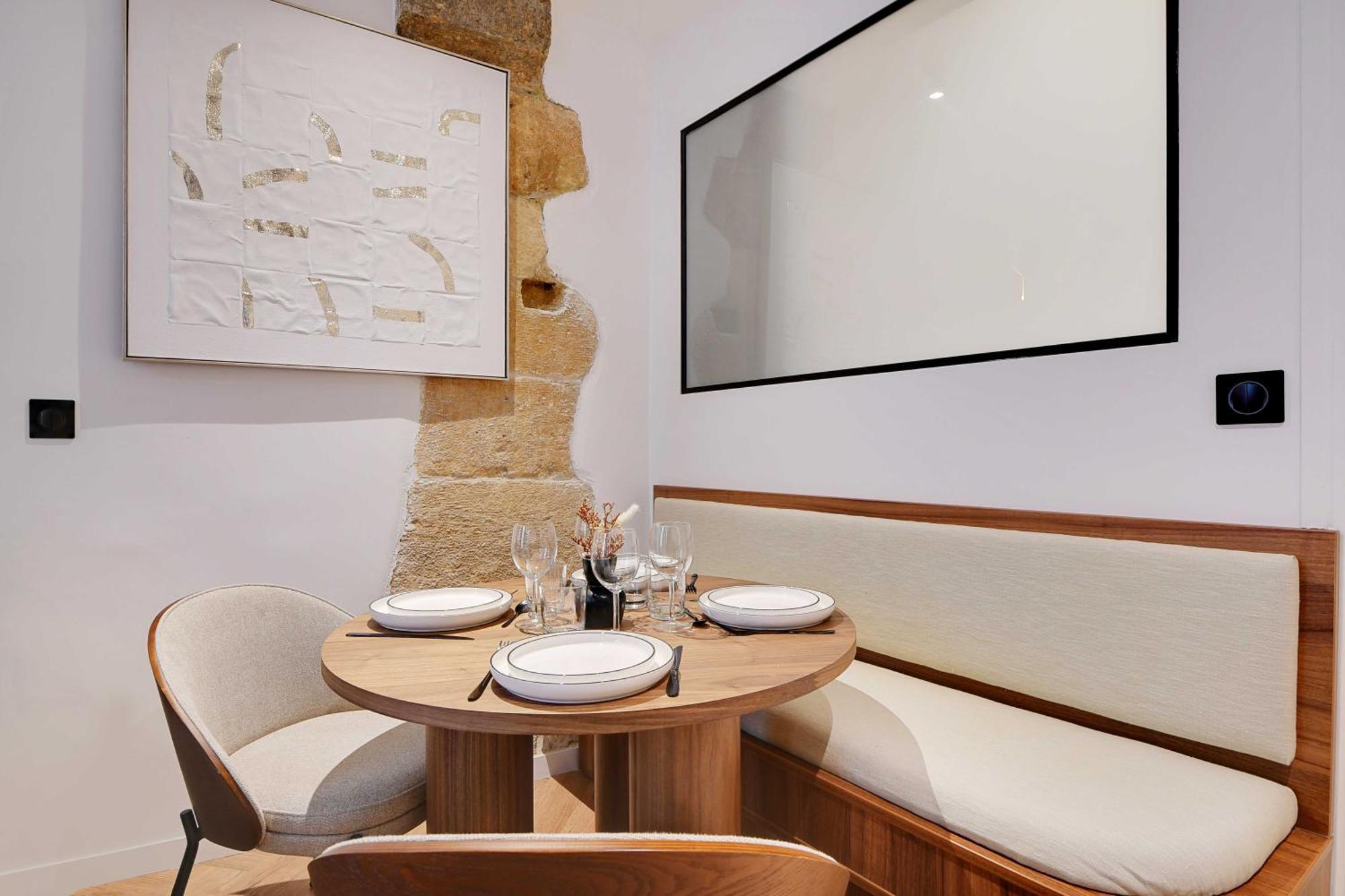 Elegant Comfort In The Heart Of Paris-notre Dame Appartement