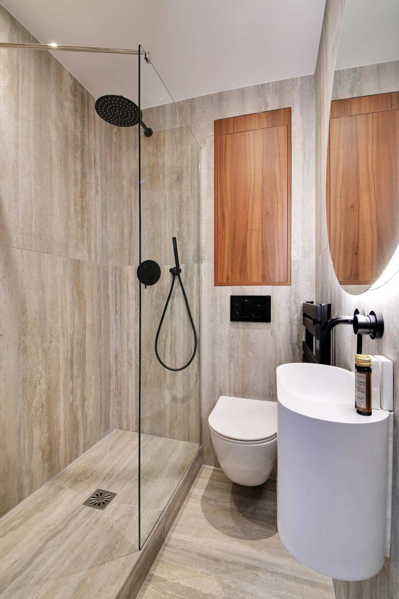 Elegant Comfort In The Heart Of Paris-notre Dame * Parijs